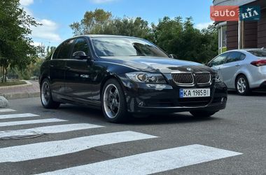 Седан BMW 3 Series 2005 в Киеве