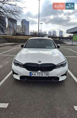 Седан BMW 3 Series 2019 в Києві
