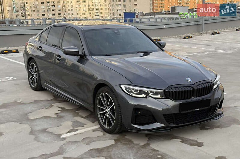 Седан BMW 3 Series 2021 в Львове