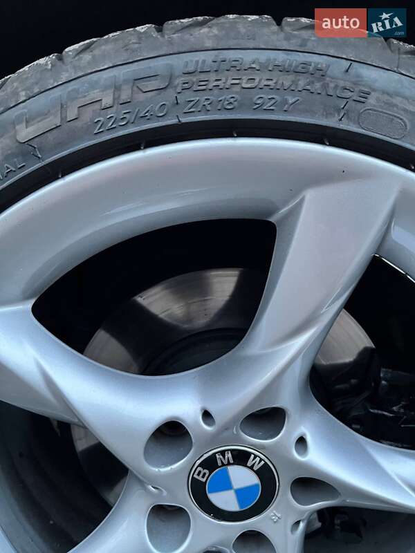 Седан BMW 3 Series 2002 в Барышевке