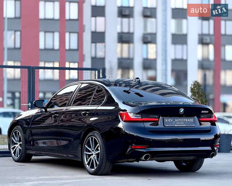 Седан BMW 3 Series 2019 в Киеве