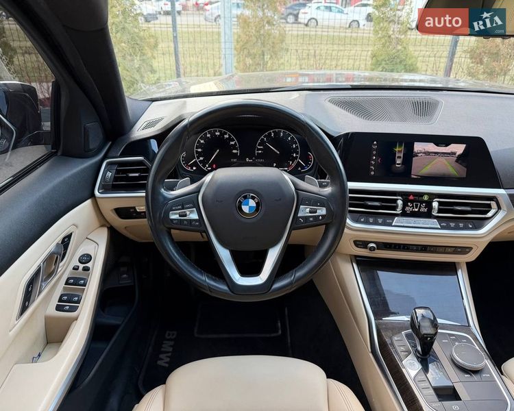 Седан BMW 3 Series 2019 в Киеве