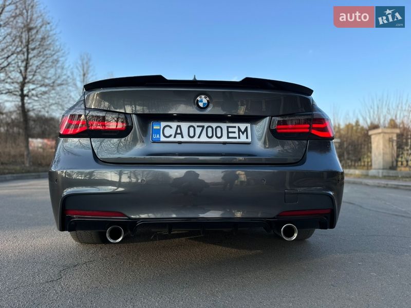 Седан BMW 3 Series 2012 в Умані