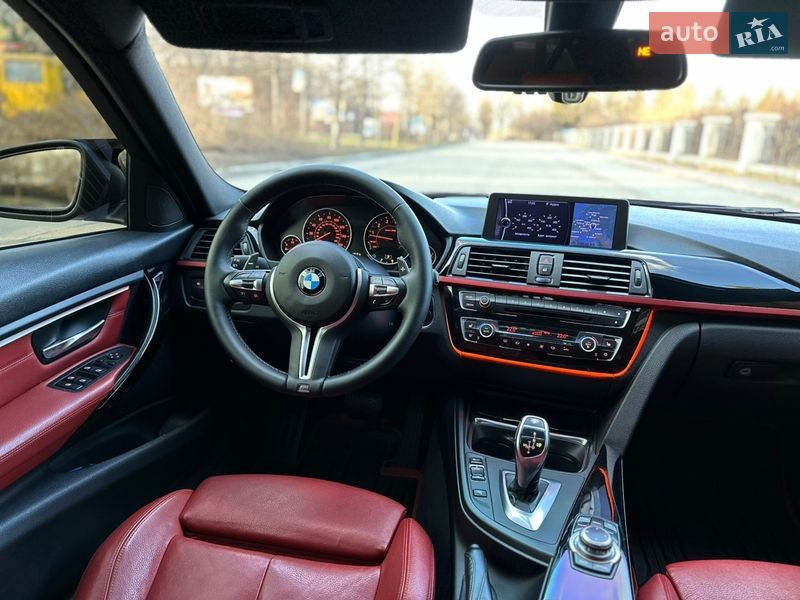 Седан BMW 3 Series 2012 в Умані