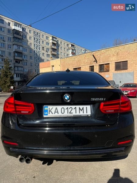 Седан BMW 3 Series 2016 в Киеве
