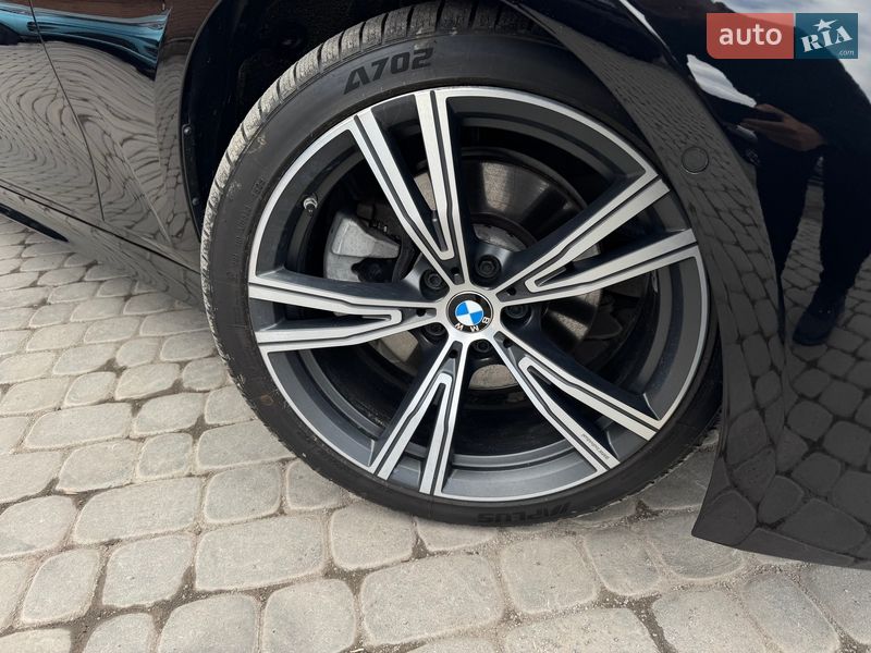 Седан BMW 3 Series 2023 в Виннице