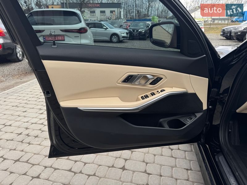 Седан BMW 3 Series 2023 в Виннице