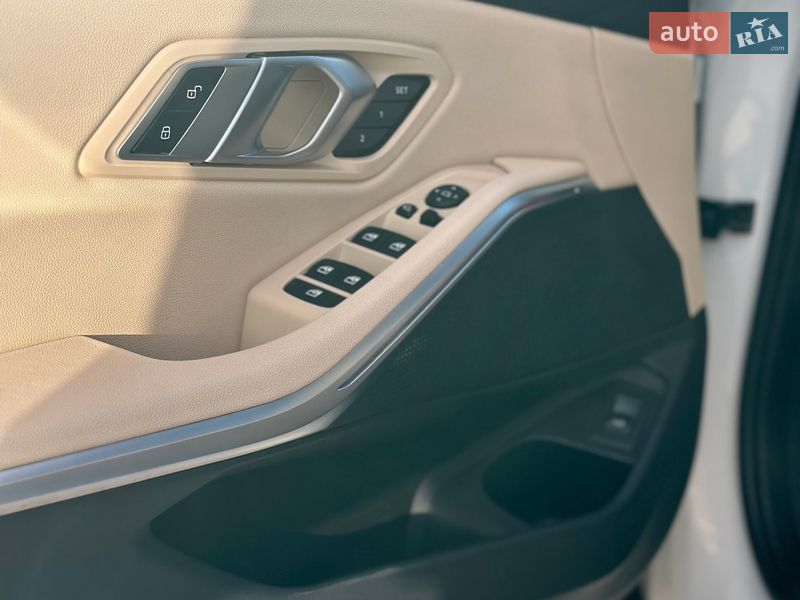 Седан BMW 3 Series 2021 в Харькове