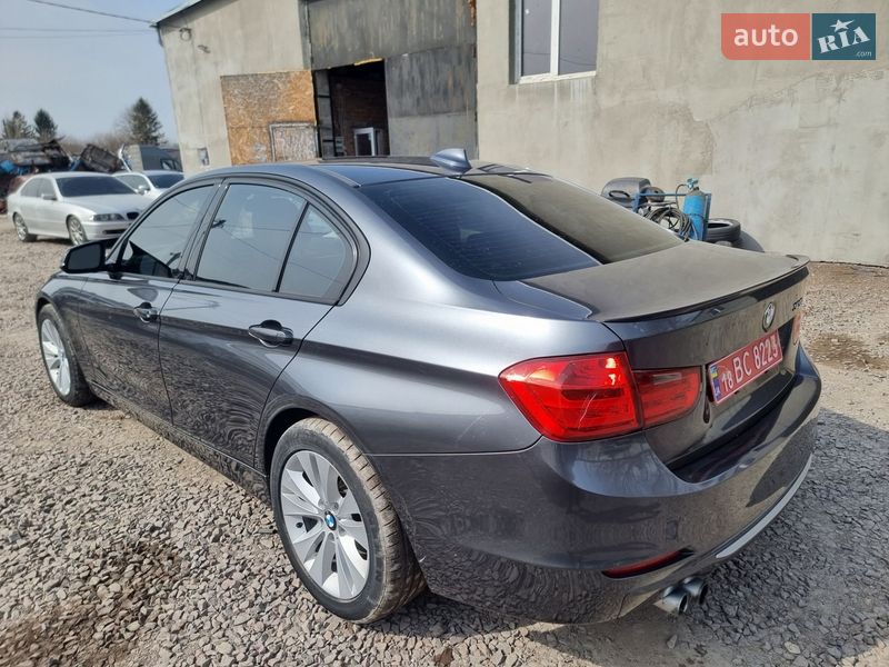 Седан BMW 3 Series 2013 в Кременце