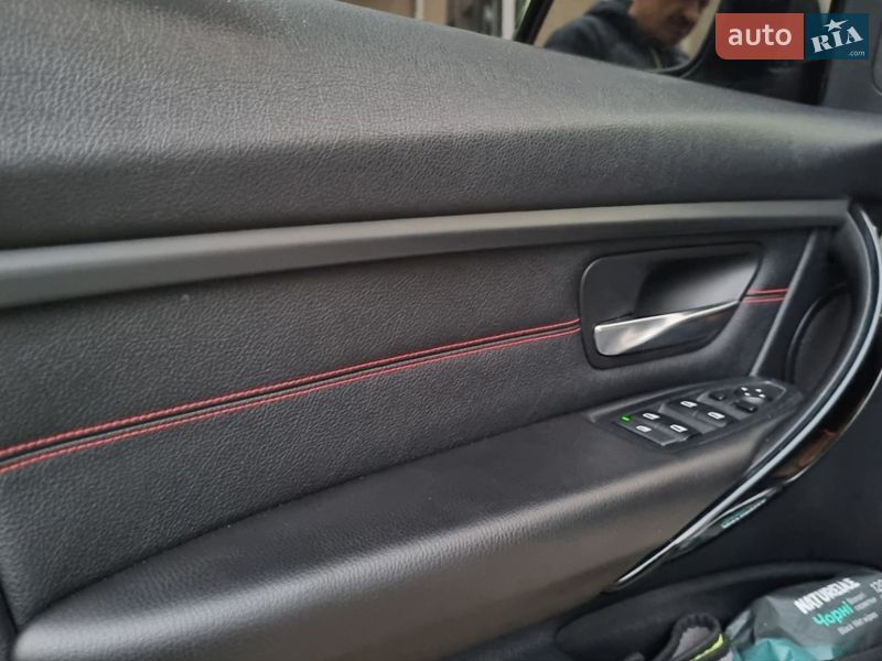 Седан BMW 3 Series 2013 в Черкассах