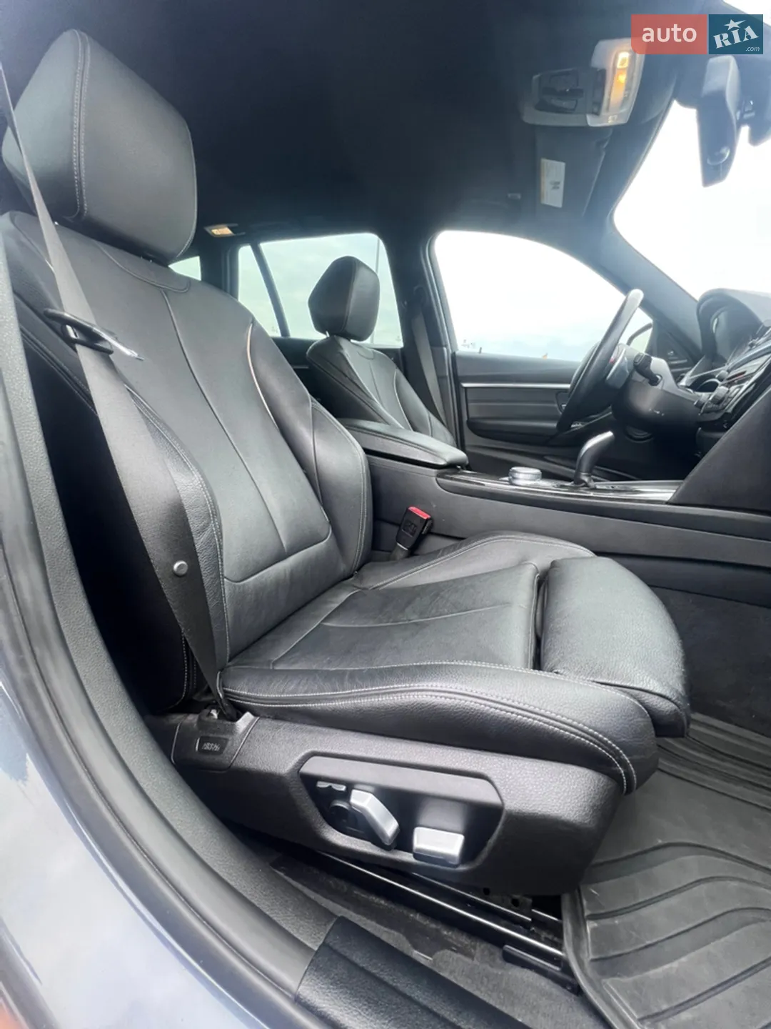 2016 BMW 3er - мініатюра 28