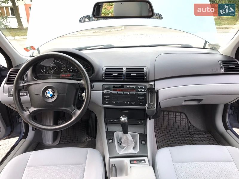 Седан BMW 3 Series 2002 в Черновцах