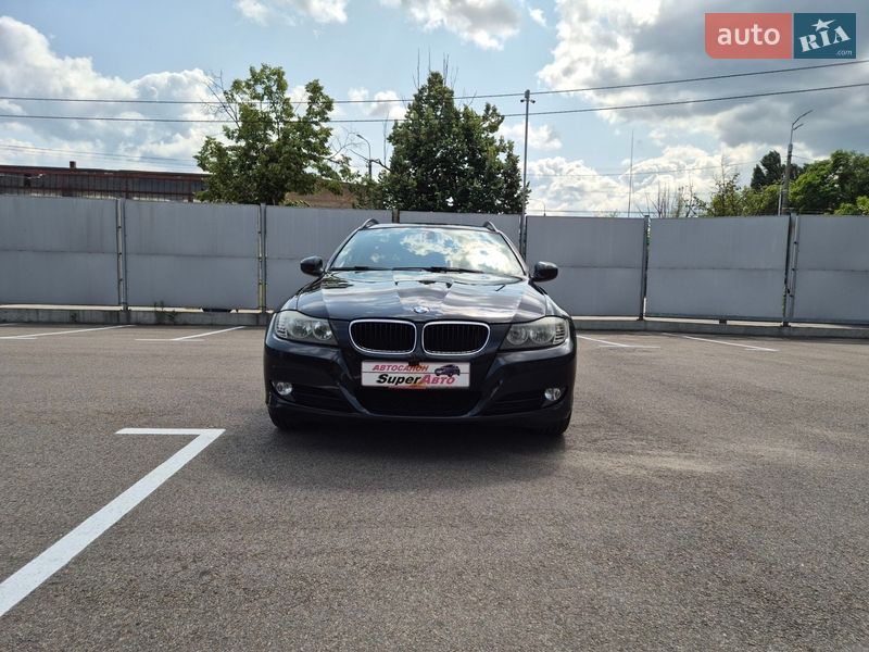 Универсал BMW 3 Series 2010 в Киеве