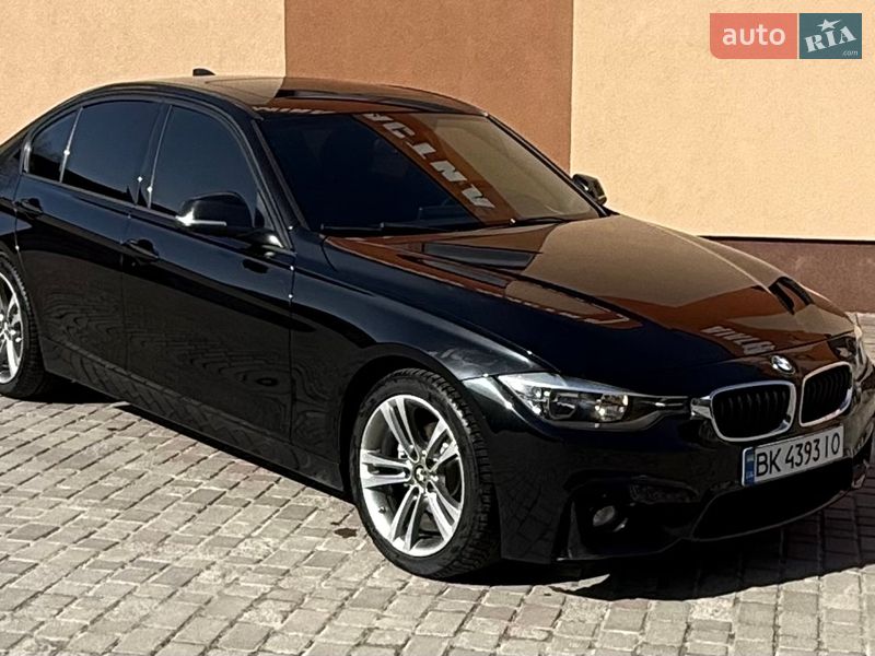 Седан BMW 3 Series 2013 в Ровно