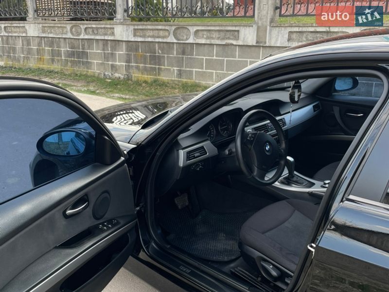 Универсал BMW 3 Series 2008 в Калуше
