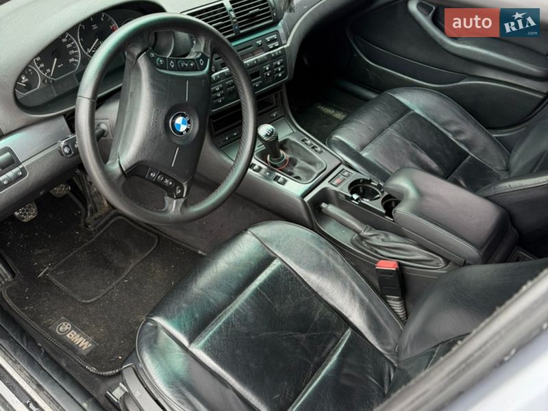 Седан BMW 3 Series 2003 в Ровно