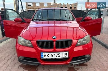 Седан BMW 3 Series 2005 в Рівному