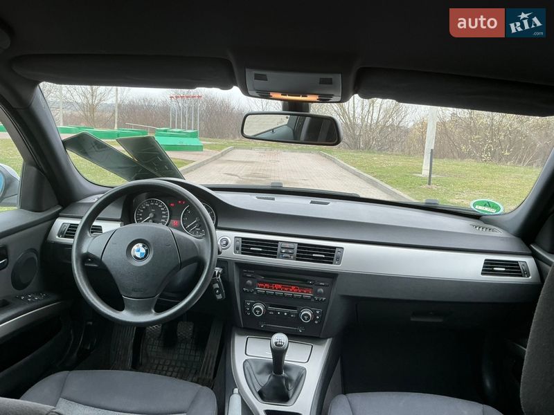 Седан BMW 3 Series 2006 в Ивано-Франковске