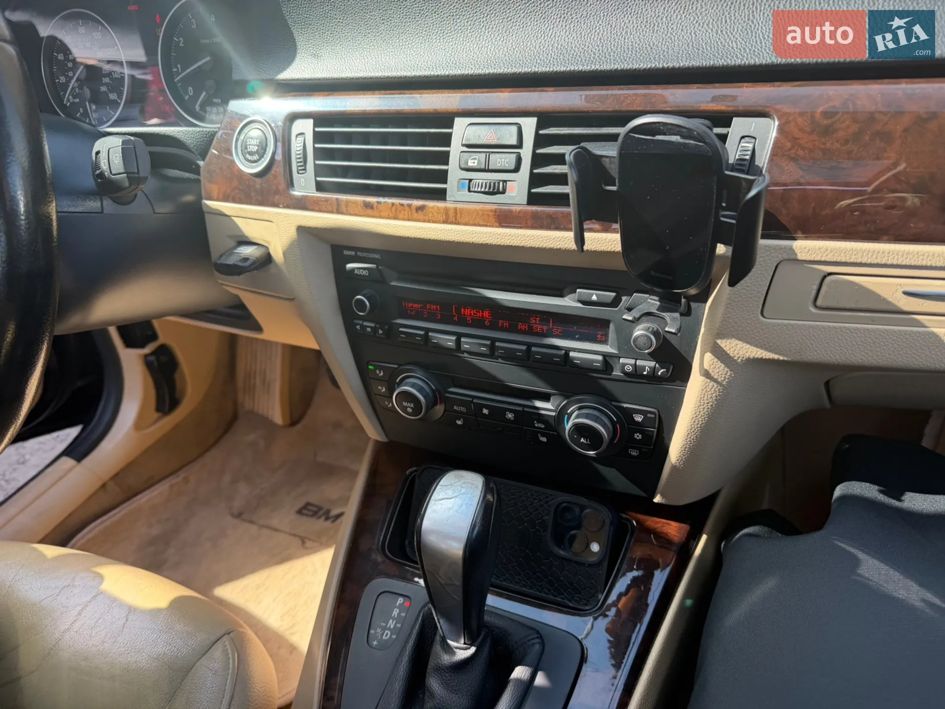 2010 BMW 3er - мініатюра 9