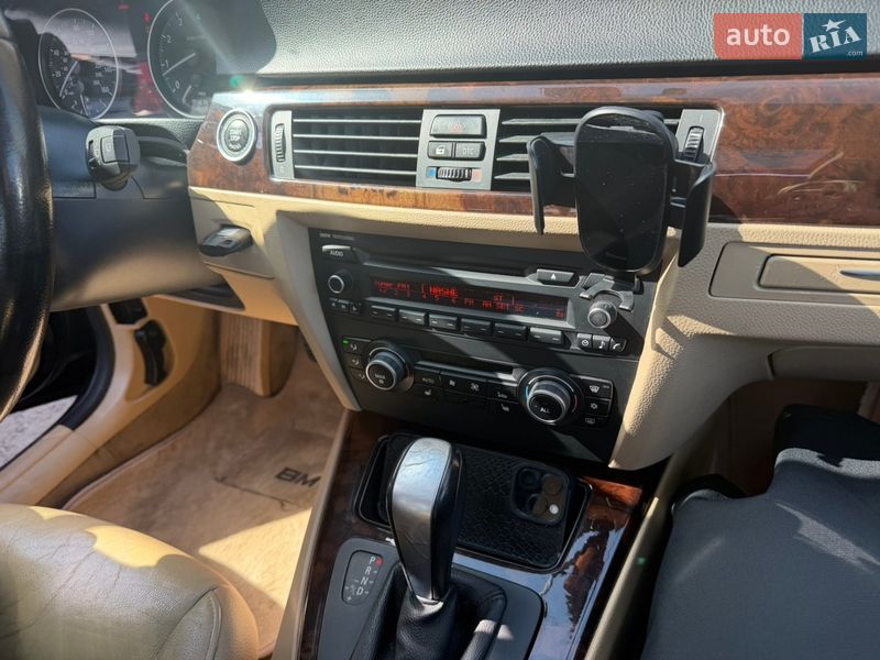Седан BMW 3 Series 2010 в Киеве фото 9 Седан BMW 3 Series 2010 в Киеве