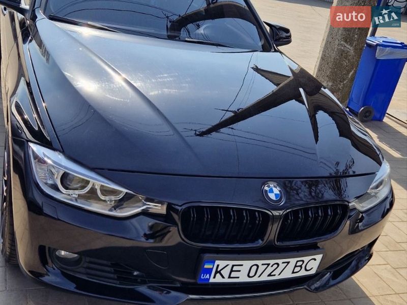 Седан BMW 3 Series 2013 в Кривому Розі