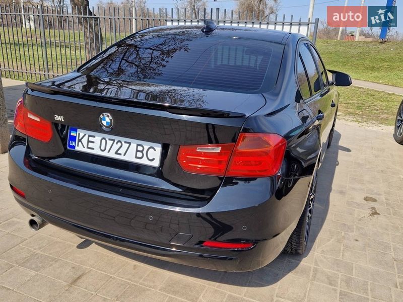 Седан BMW 3 Series 2013 в Кривому Розі