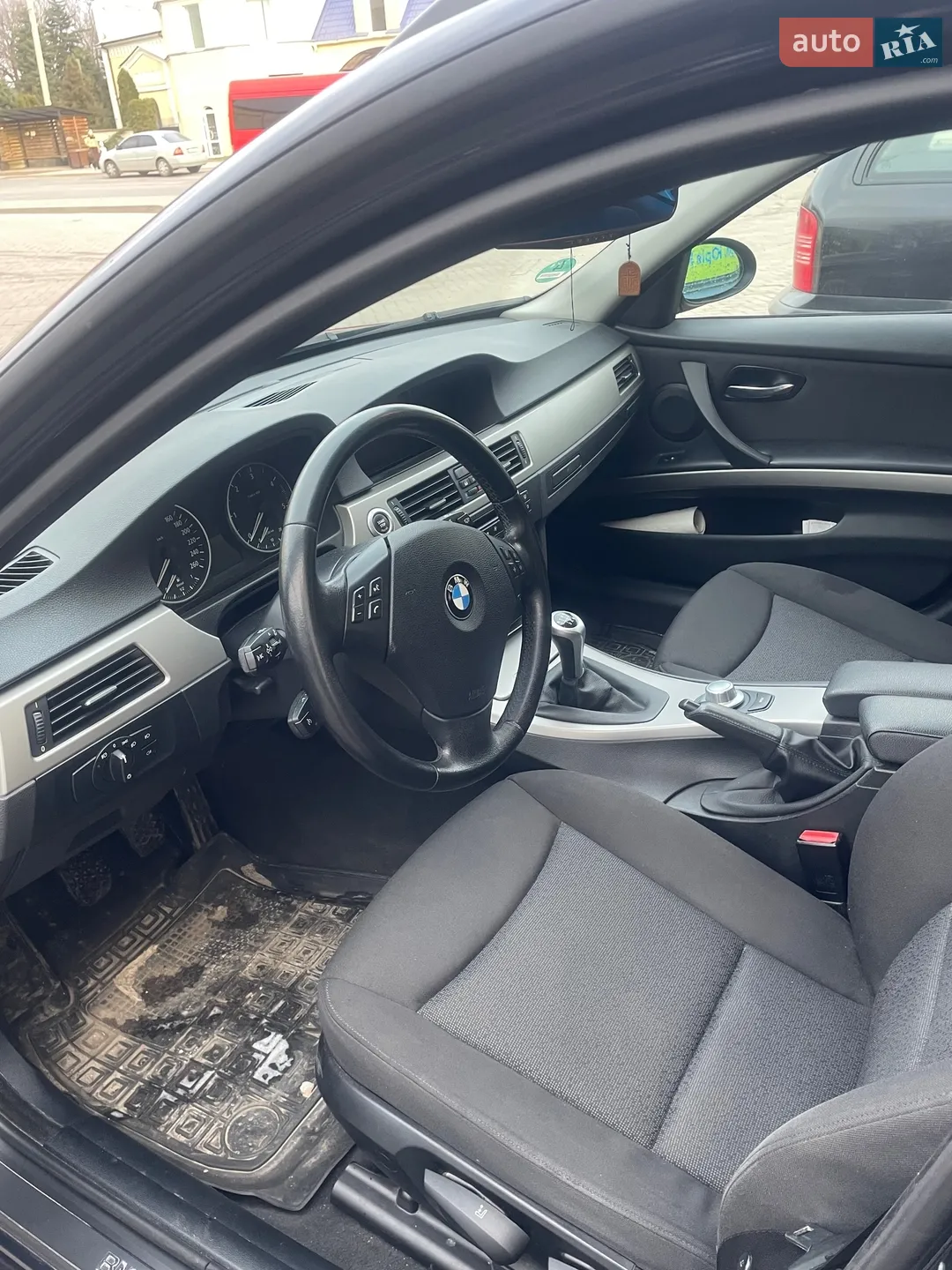 BMW 3 Series 2006 VIN WBAVU31050KY27908 фото оголошення 8 з 18