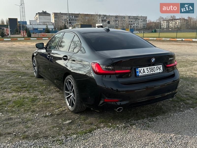 Седан BMW 3 Series 2022 в Києві