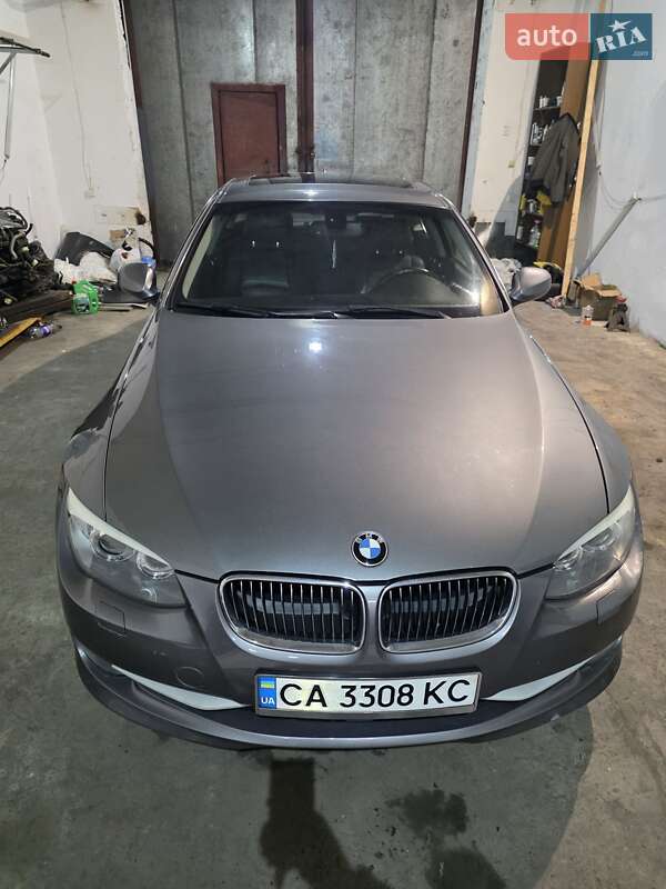 Купе BMW 3 Series 2010 в Киеве фото 6 Купе BMW 3 Series 2010 в Киеве