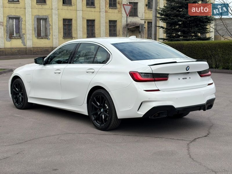 Седан BMW 3 Series 2021 в Каменском
