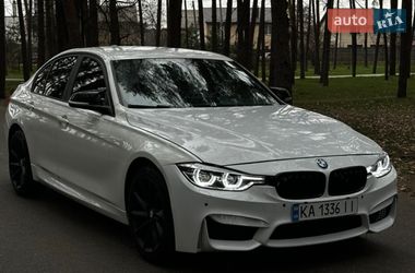 Седан BMW 3 Series 2016 в Киеве