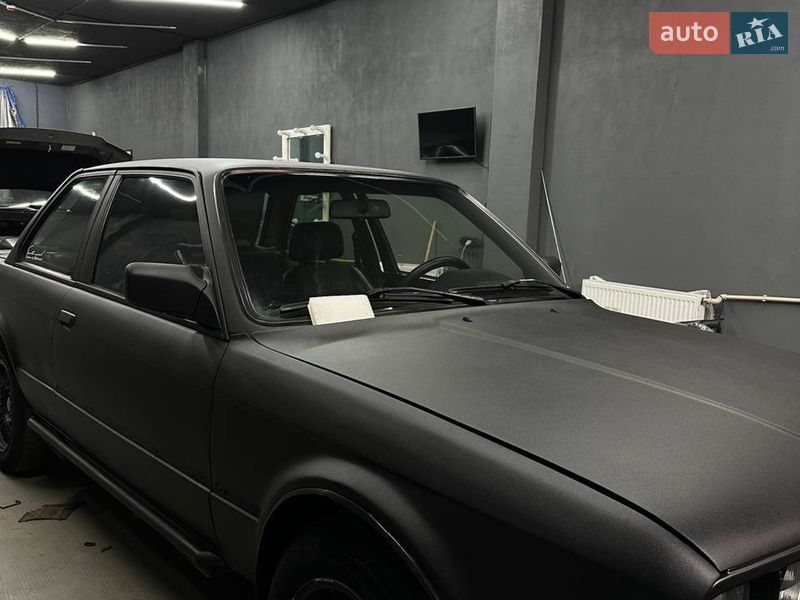 Купе BMW 3 Series 1985 в Николаеве фото 19 Купе BMW 3 Series 1985 в Николаеве
