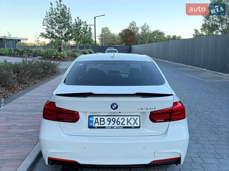 BMW 3 Series 2016 VIN WBA8E5C3XHK388861 фото оголошення 6 з 67