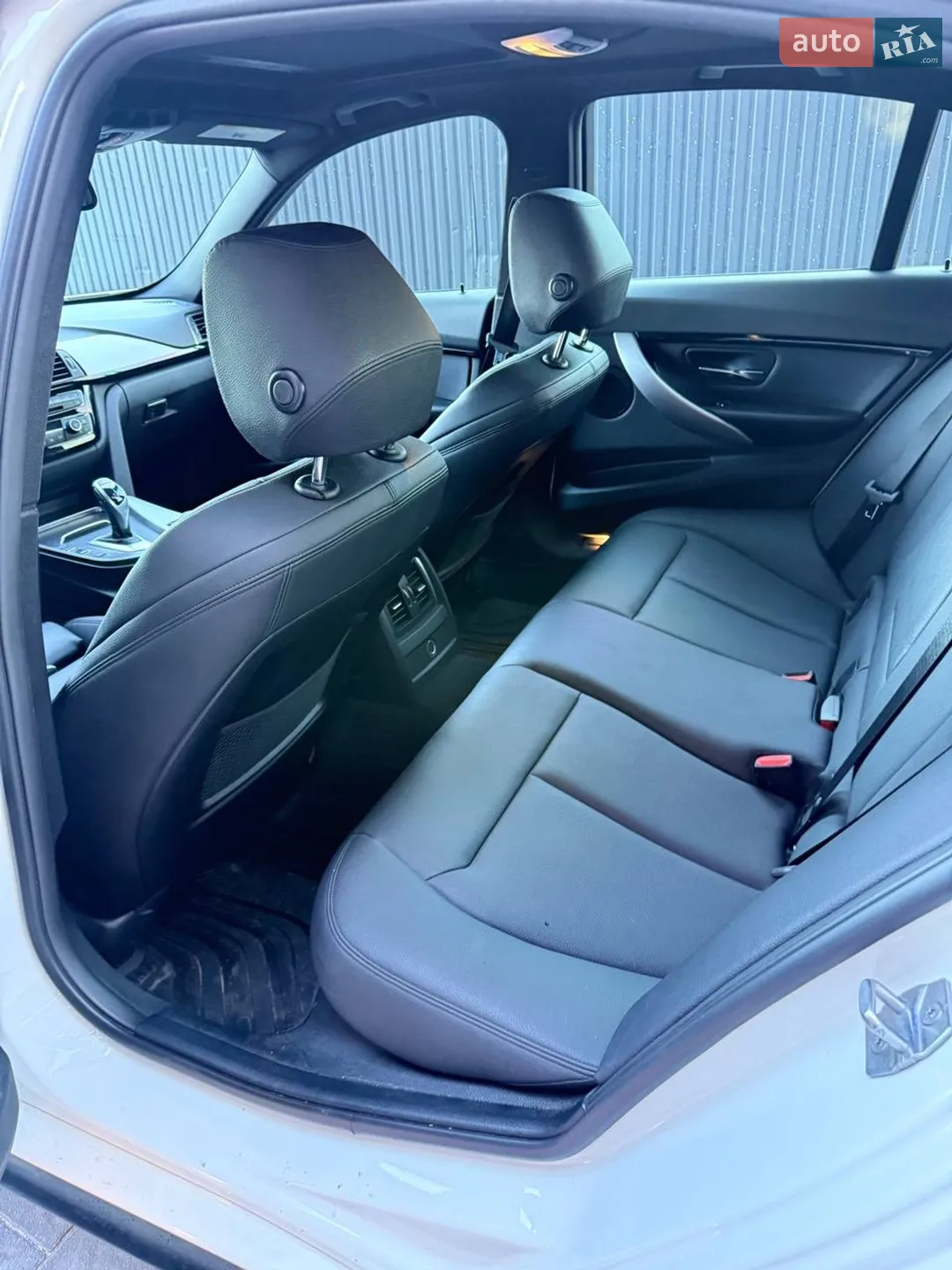 2016 BMW 3er - мініатюра 16