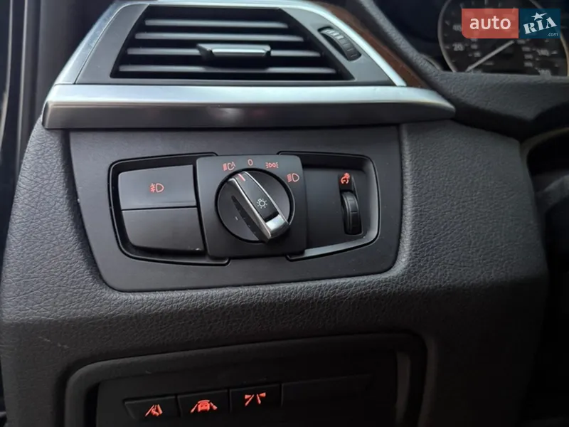 BMW 3 Series 2016 VIN WBA8E3C58GK504787 фото оголошення 15 з 66