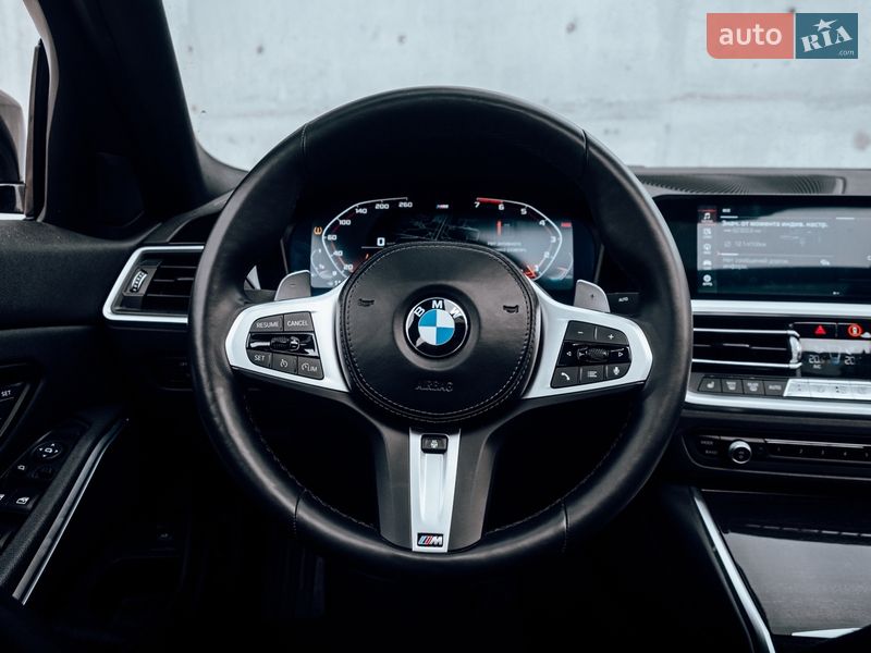 Седан BMW 3 Series 2019 в Киеве
