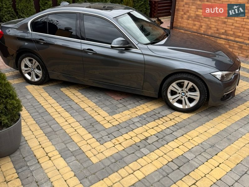 Седан BMW 3 Series 2017 в Фастові
