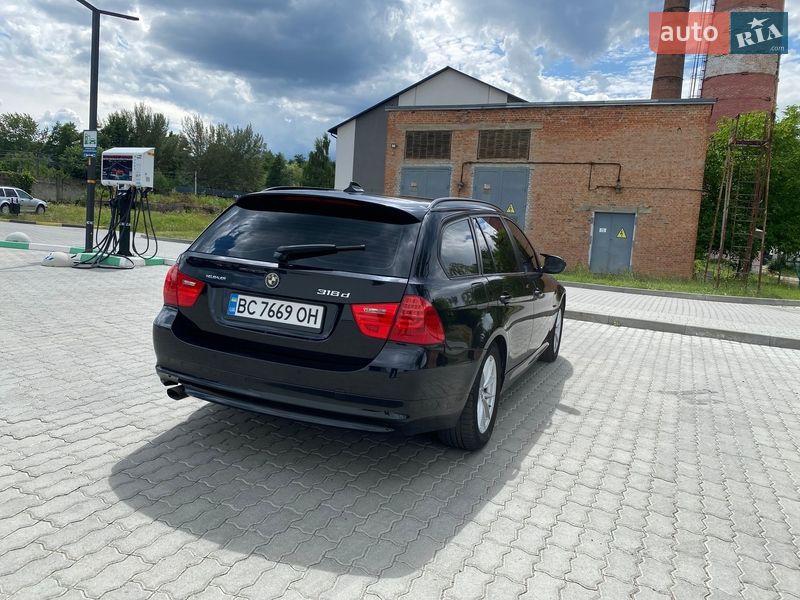 Універсал BMW 3 Series 2011 в Бориславі