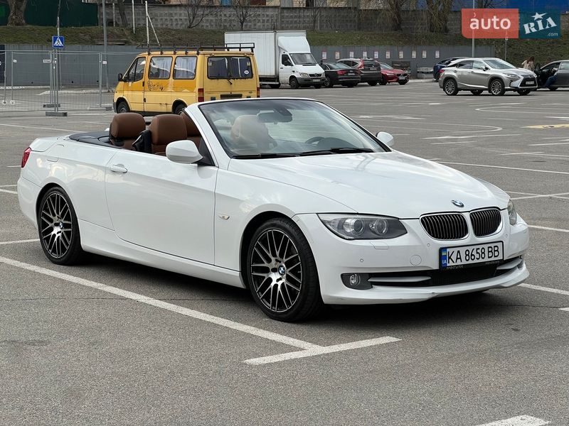 Кабриолет BMW 3 Series 2010 в Киеве фото Кабриолет BMW 3 Series 2010 в Киеве