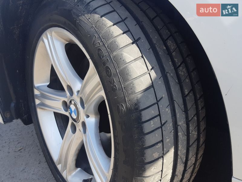 Седан BMW 3 Series 2013 в Корюковке