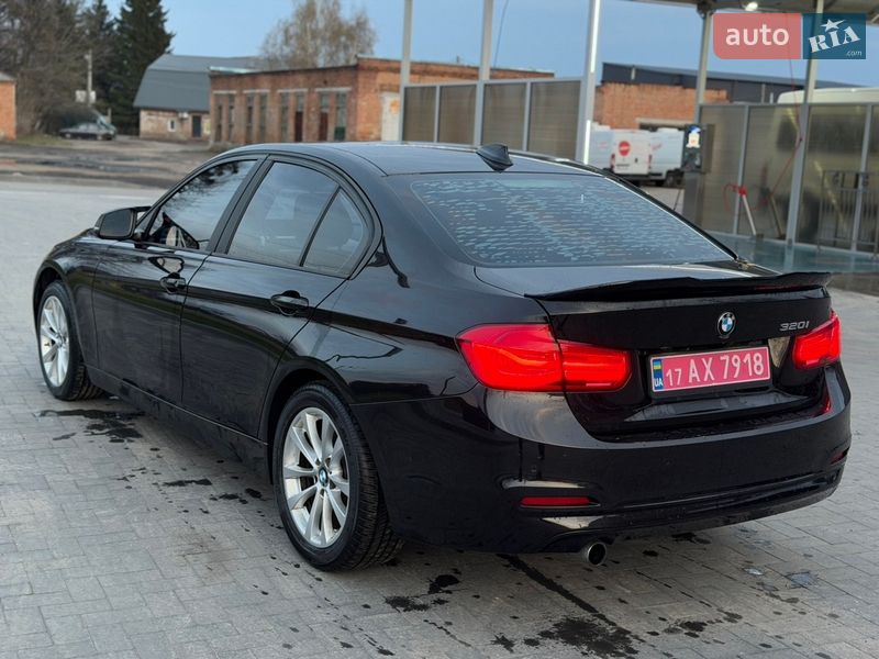 Седан BMW 3 Series 2017 в Лубнах