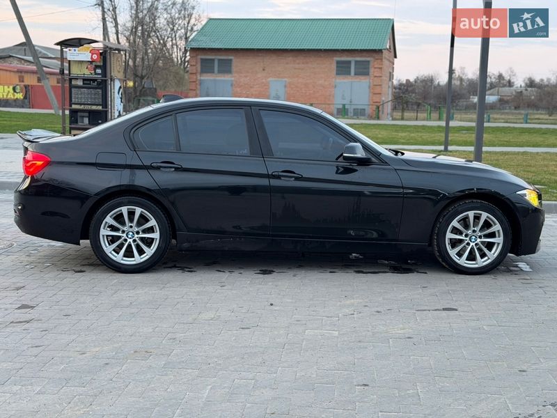 Седан BMW 3 Series 2017 в Лубнах