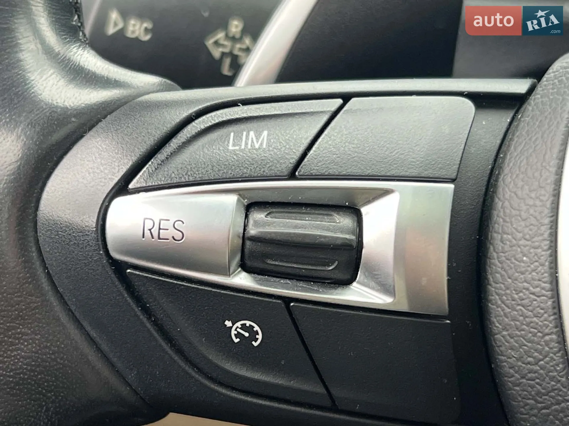 2016 BMW 3er - мініатюра 15