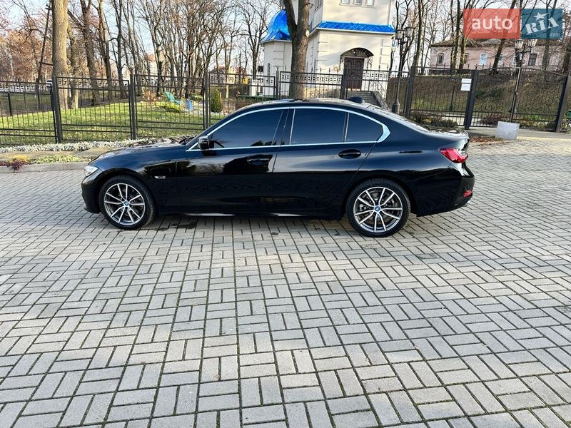 Седан BMW 3 Series 2022 в Киеве фото 12 Седан BMW 3 Series 2022 в Киеве
