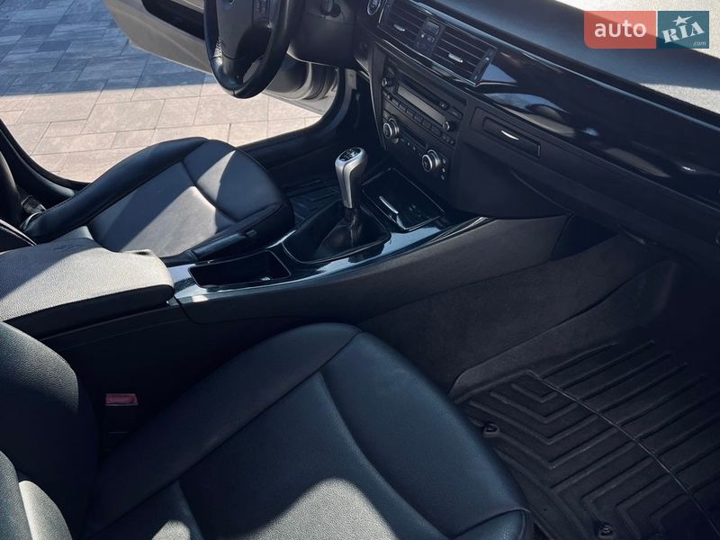 Седан BMW 3 Series 2009 в Ивано-Франковске фото 16 Седан BMW 3 Series 2009 в Ивано-Франковске