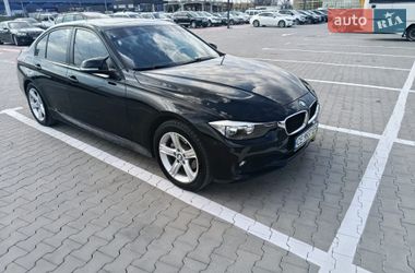 Седан BMW 3 Series 2015 в Чернівцях