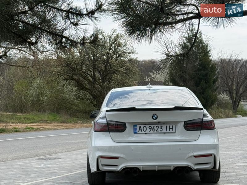 Седан BMW 3 Series 2017 в Ужгороді