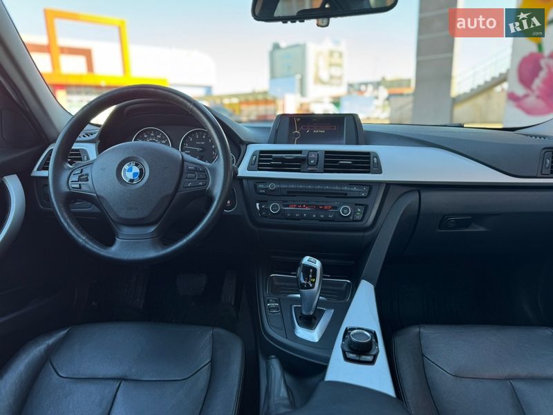 Седан BMW 3 Series 2013 в Киеве