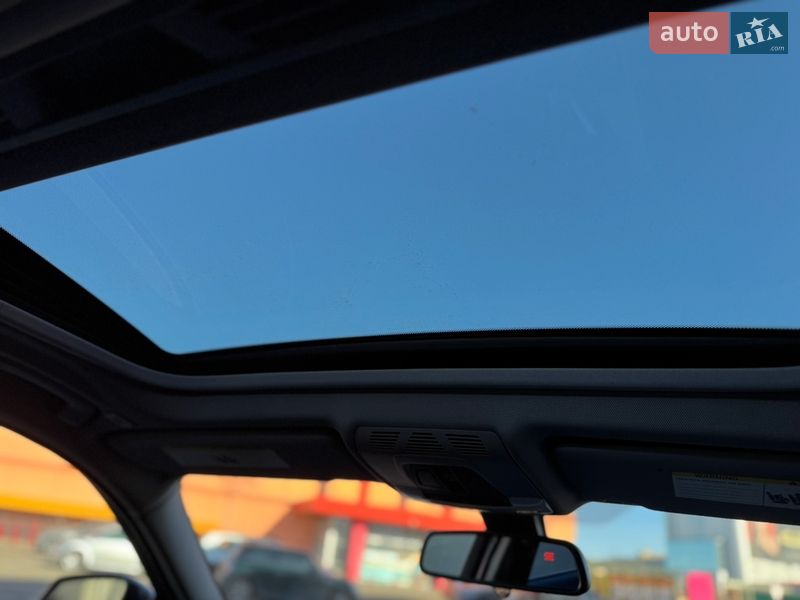 Седан BMW 3 Series 2013 в Киеве