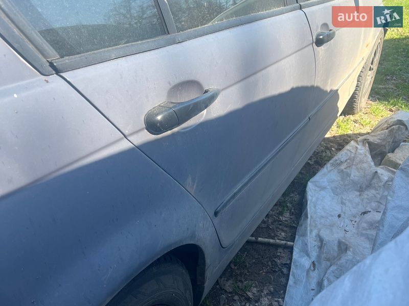 Седан BMW 3 Series 1999 в Кривом Роге
